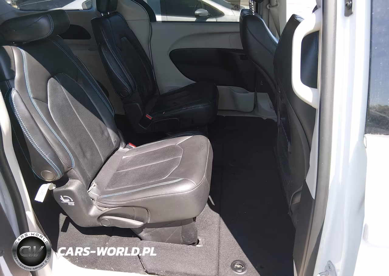 2021 Chrysler Pacifica Touring L VIN:2C4RC1BG2MR543134 - 8