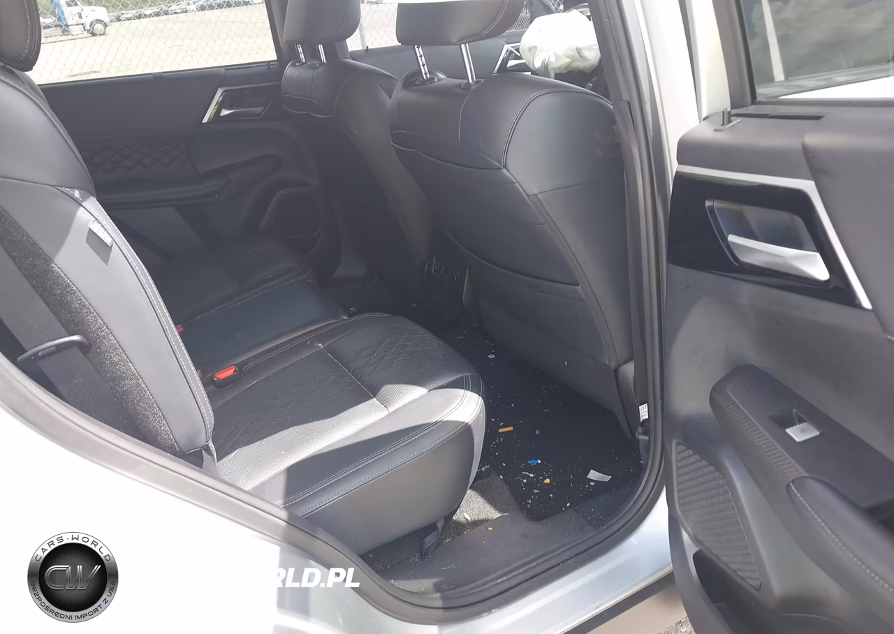 2024 Mitsubishi Outlander Sel 2.5 2Wd-Sel Black Edition 2Wd VIN:JA4J3WA81RZ075344 - 8