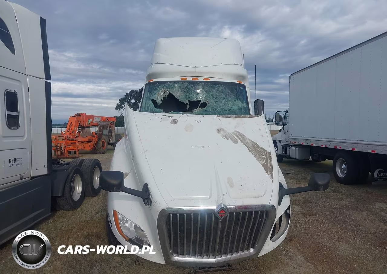2020 International Lt VIN:3HSDZAPR0LN260662 - 11