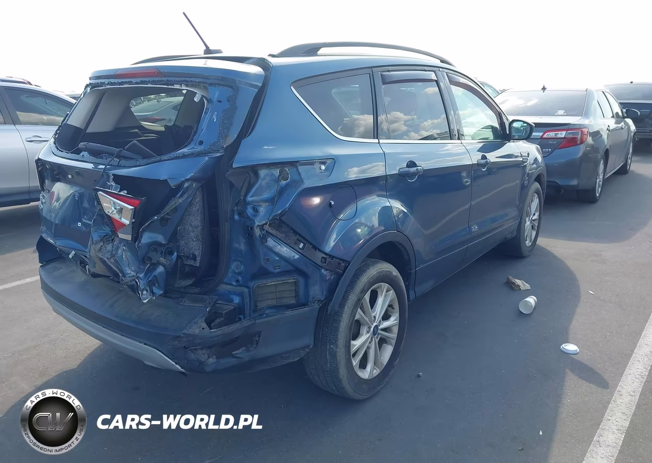2018 Ford Escape Se VIN:1FMCU0GD5JUC26891 - 4