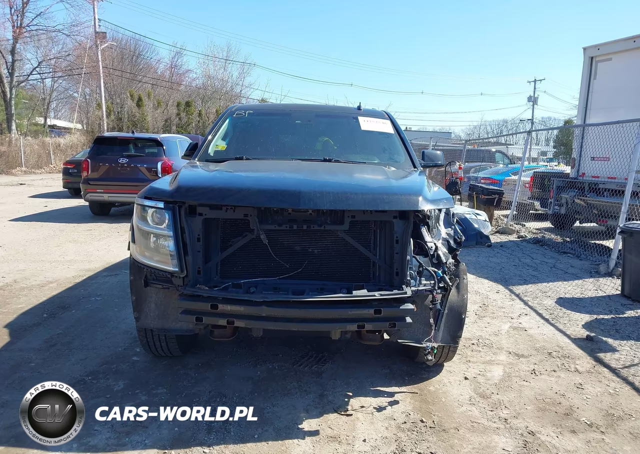 2015 Chevrolet Tahoe Lt VIN:1GNSKBKC9FR130747 - 13