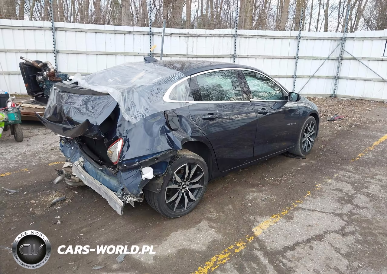 2018 Chevrolet Malibu Lt VIN:1G1ZD5ST1JF165613 - 4