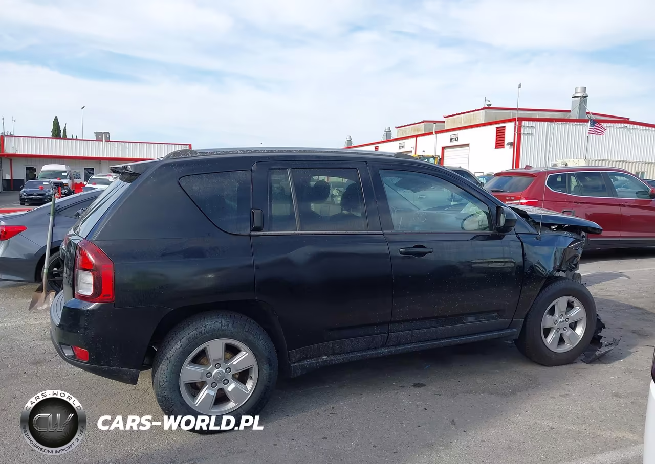 2015 Jeep Compass Sport VIN:1C4NJCBA8FD138736 - 14