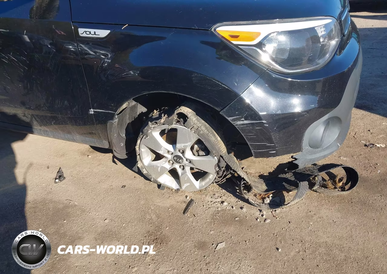 2018 Kia Soul VIN:KNDJN2A28J7505746 - 6