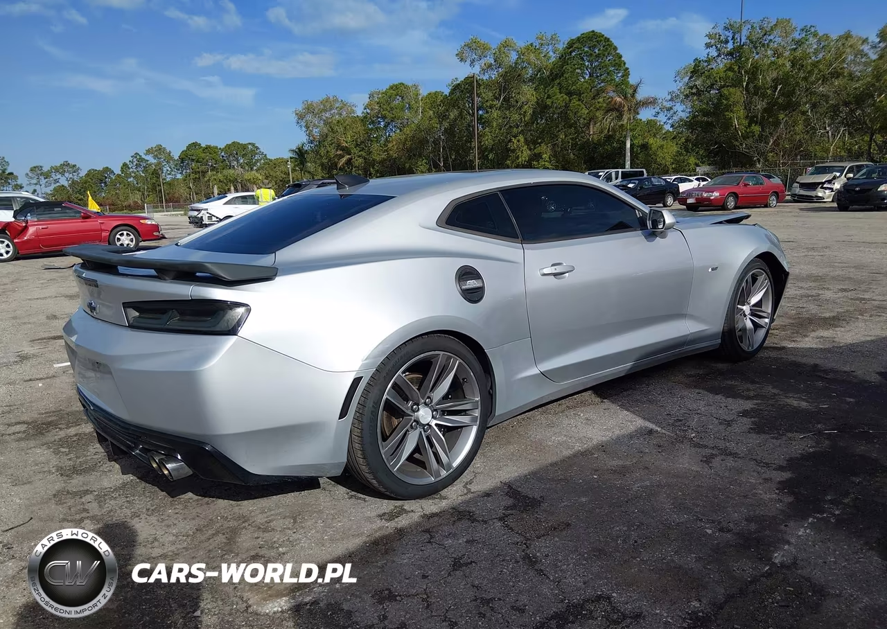 2018 Chevrolet Camaro 1Lt VIN:1G1FB1RS7J0127451 - 4