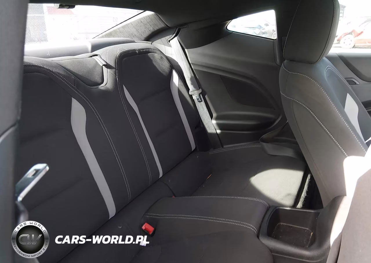 2018 Chevrolet Camaro 1Lt VIN:1G1FB1RS7J0127451 - 8