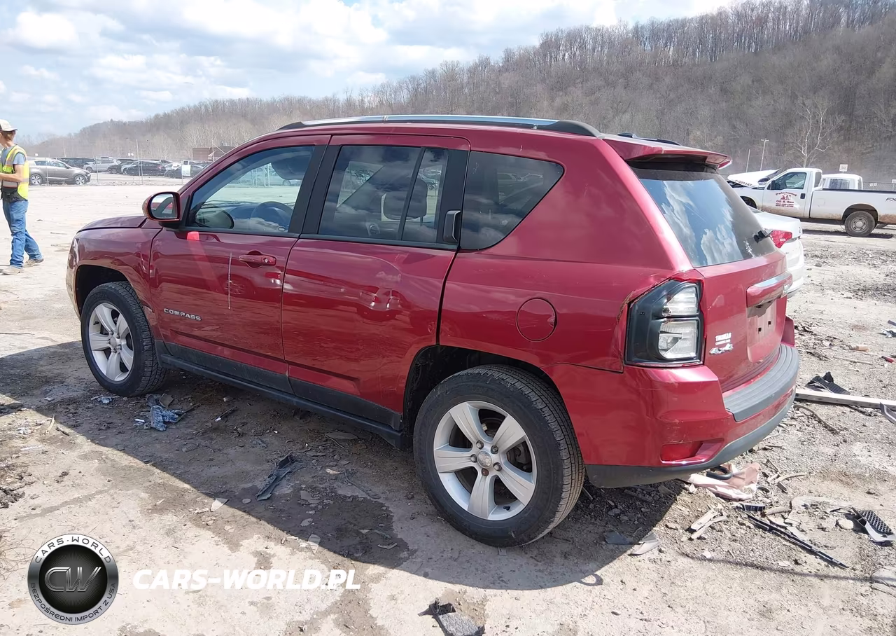 2014 Jeep Compass Latitude VIN:1C4NJDEB8ED905039 - 3