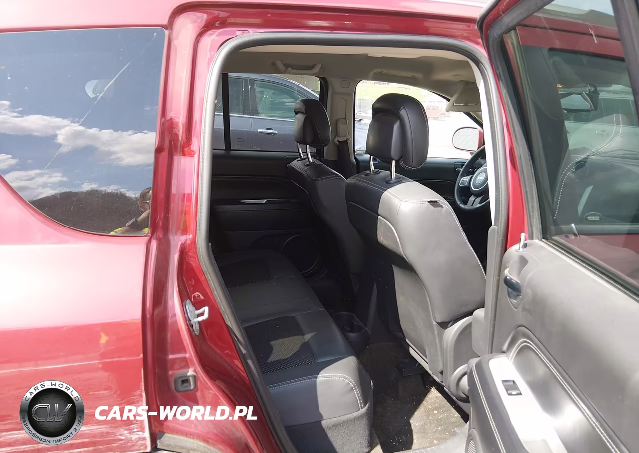 2014 Jeep Compass Latitude VIN:1C4NJDEB8ED905039 - 8