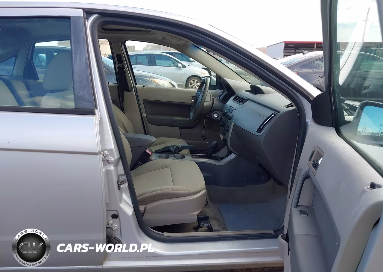 2011 Ford Focus Ses VIN:1FAHP3GN5BW184665 - 5