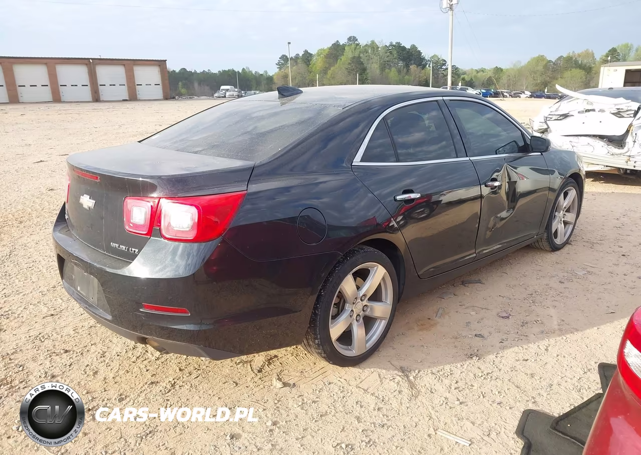2015 Chevrolet Malibu 2Lz VIN:1G11G5SX8FF315912 - 4