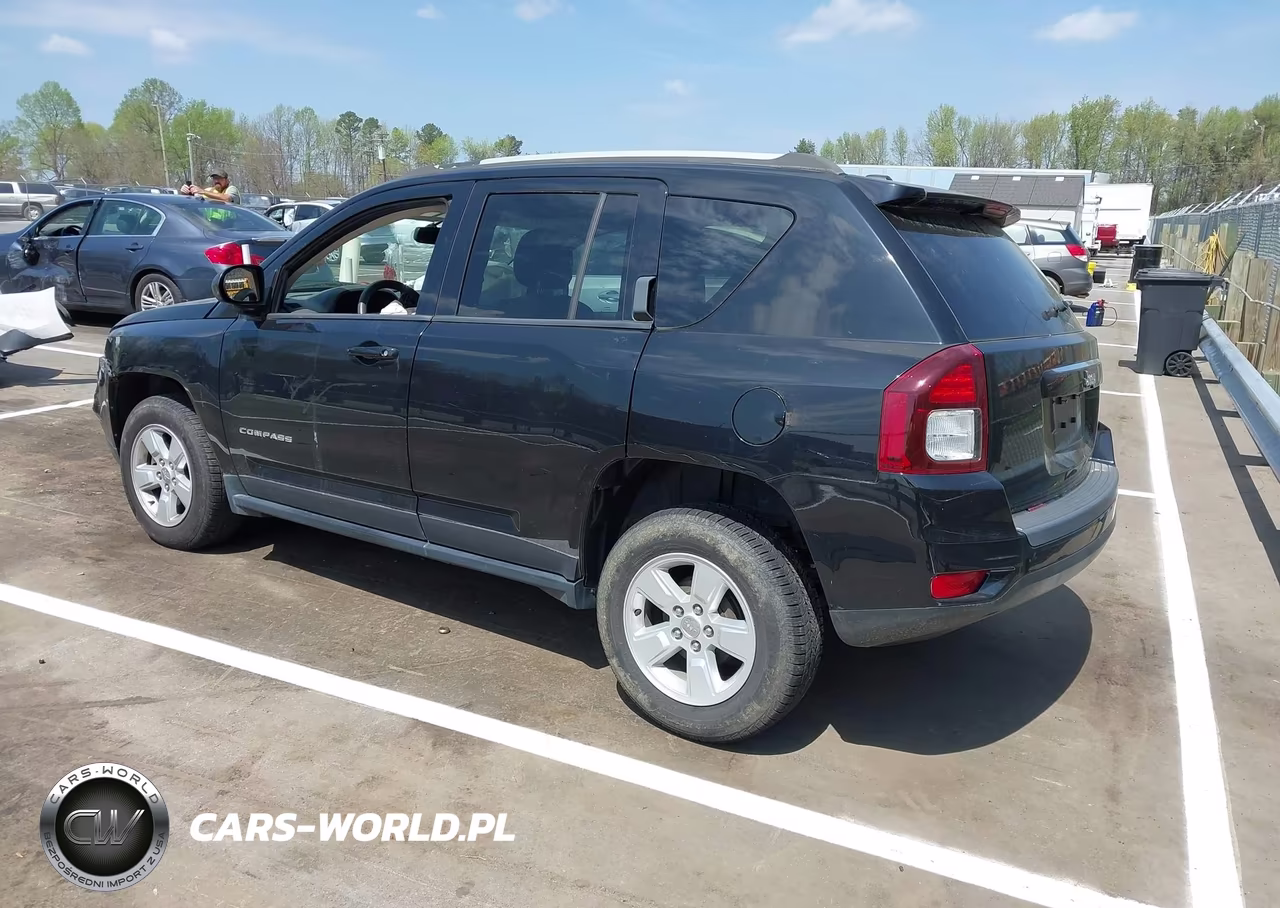 2016 Jeep Compass Sport VIN:1C4NJCBAXGD739194 - 3
