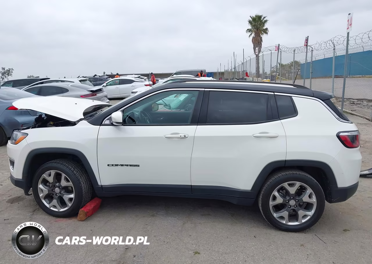 2019 Jeep Compass Limited 4X4 VIN:3C4NJDCB0KT733615 - 14