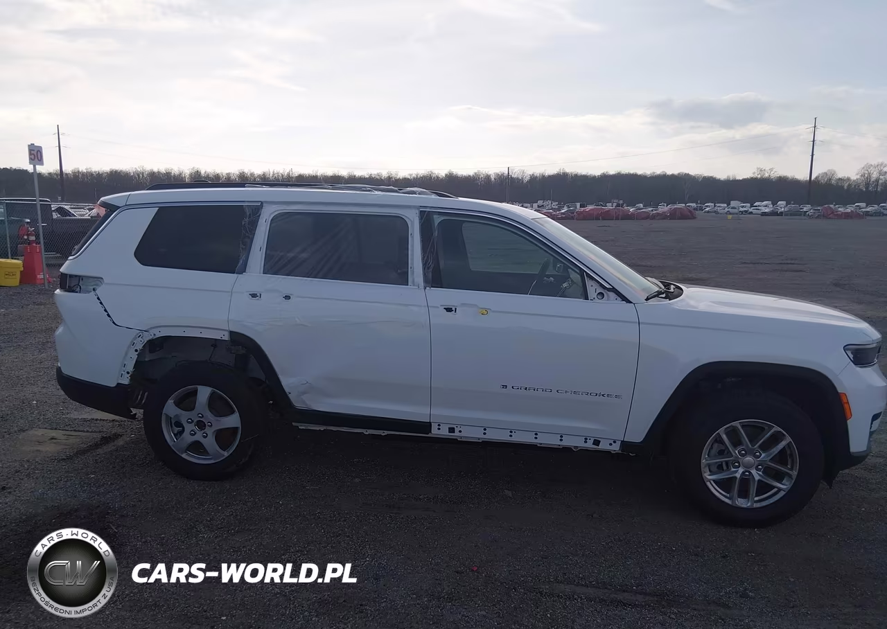 2025 Jeep Grand Cherokee L Laredo X 4X4 VIN:1C4RJKAG1S8654425 - 13