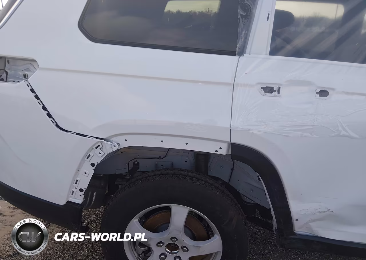 2025 Jeep Grand Cherokee L Laredo X 4X4 VIN:1C4RJKAG1S8654425 - 6