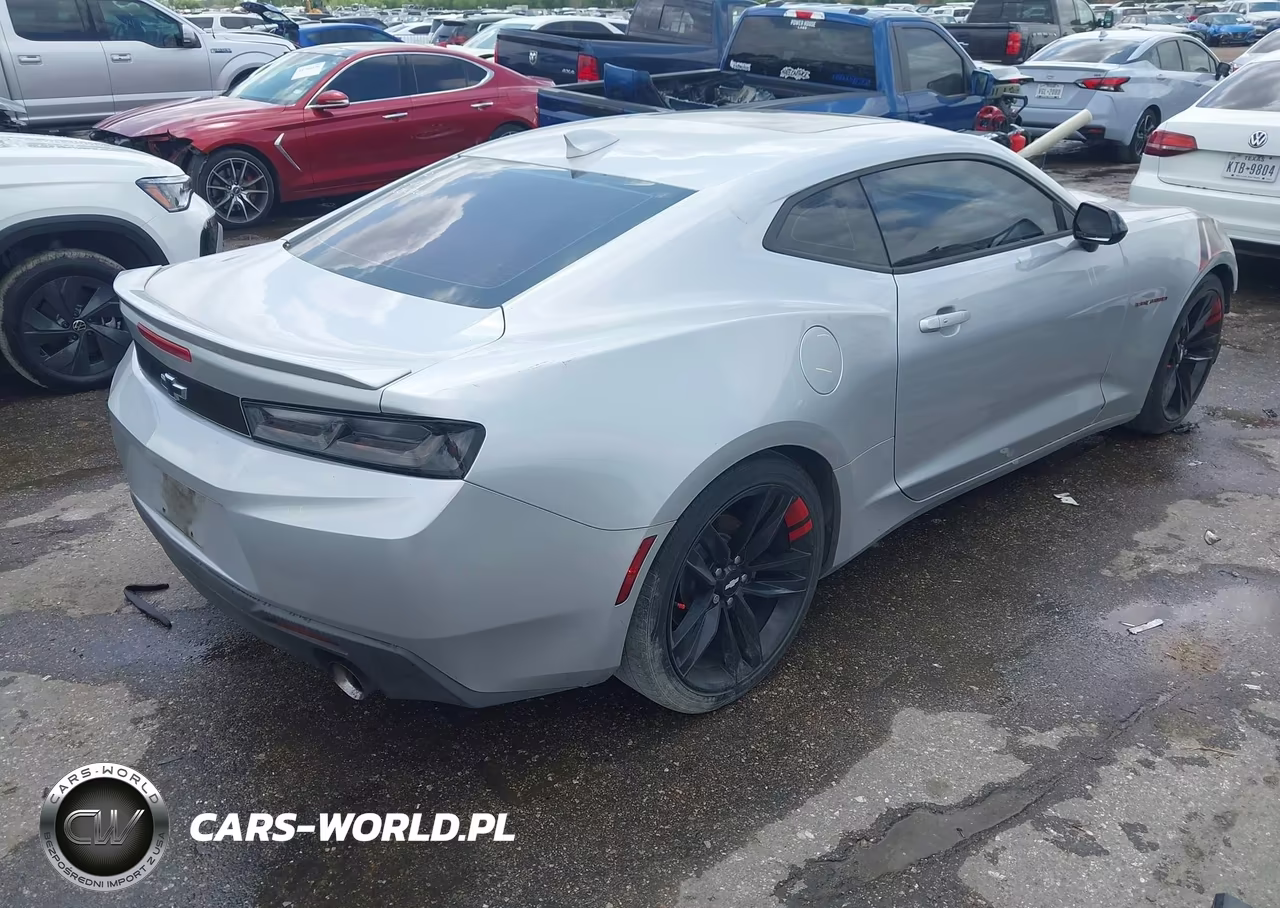 2018 Chevrolet Camaro 1Lt VIN:1G1FB1RS6J0114450 - 4