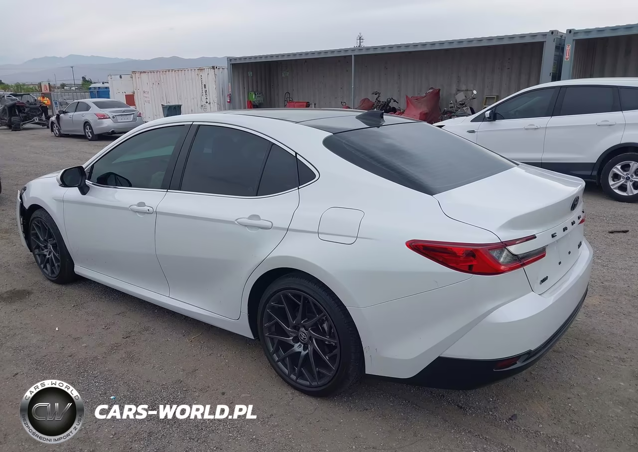 2025 Toyota Camry Xle VIN:4T1DAACK1SU066646 - 3