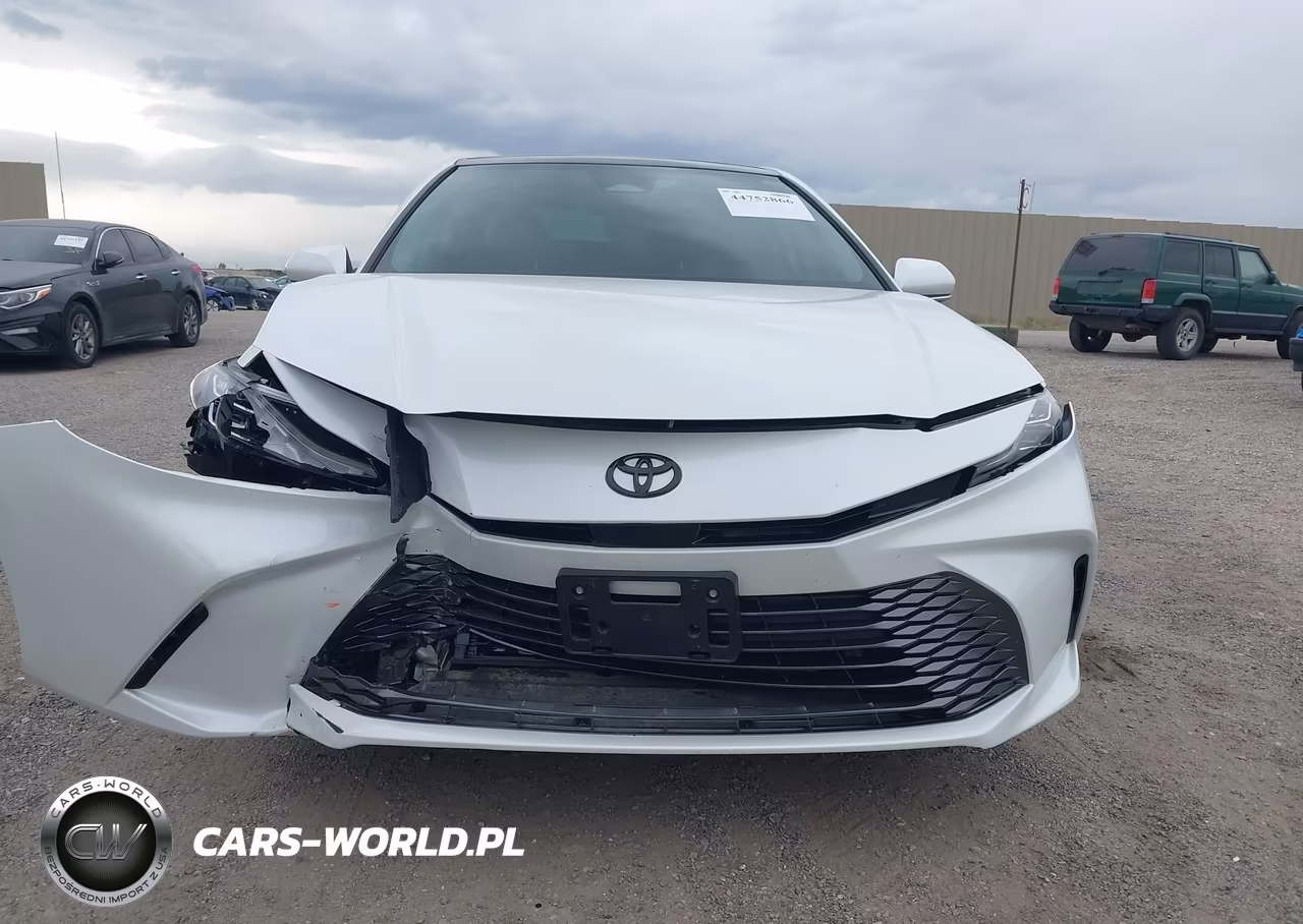 2025 Toyota Camry Xle VIN:4T1DAACK1SU066646 - 6