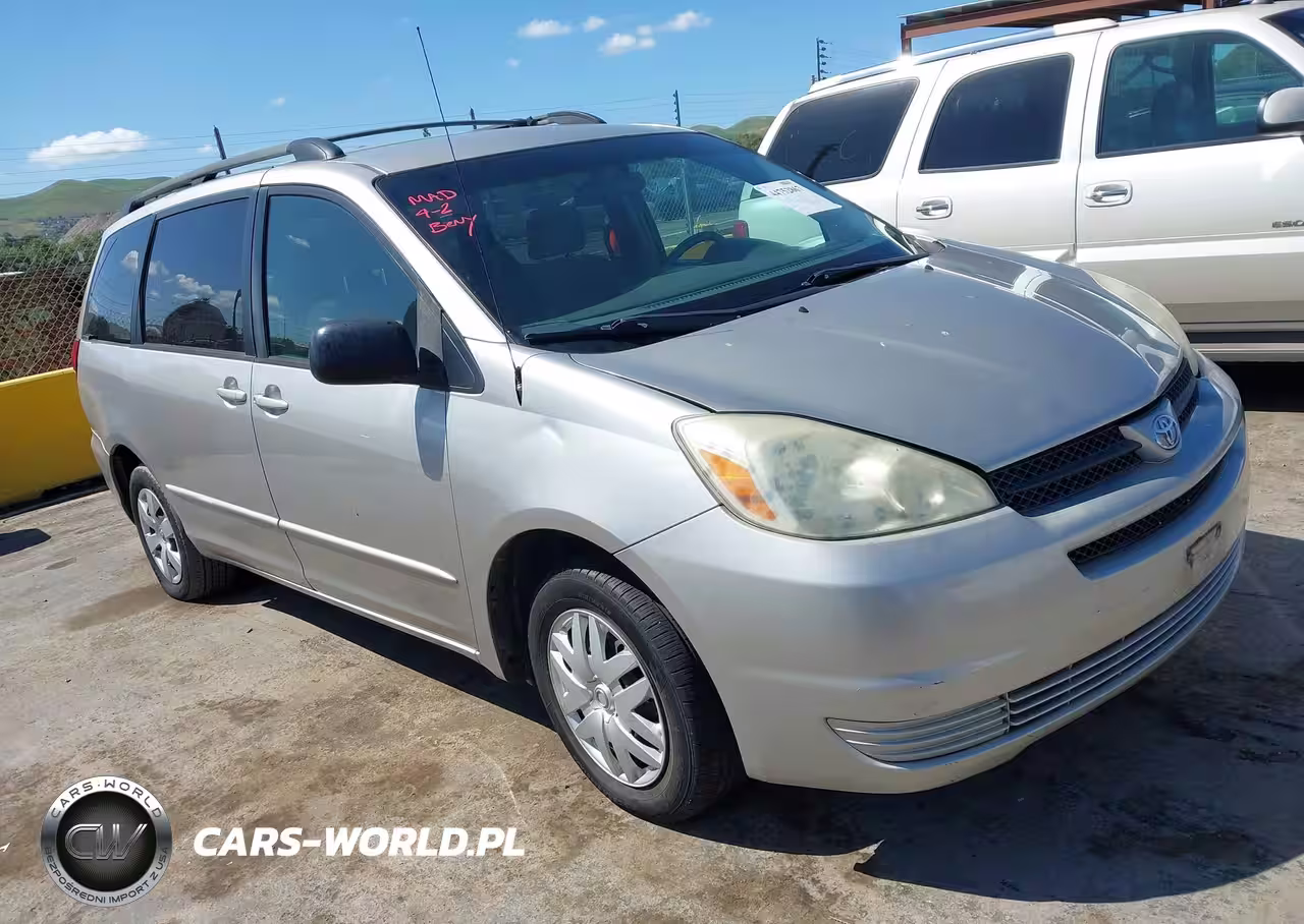 2004 Toyota Sienna Le