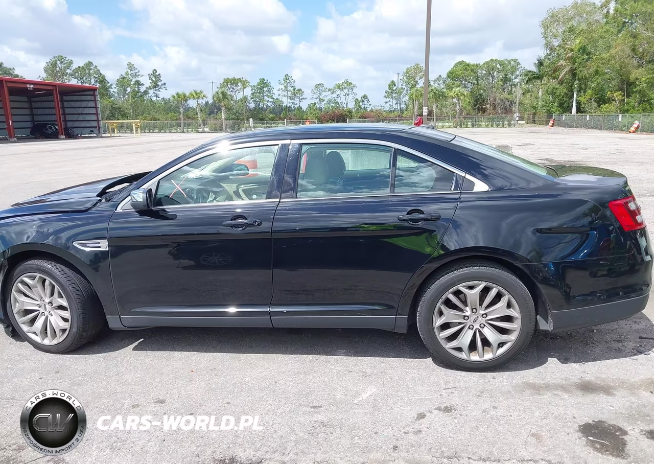 2018 Ford Taurus Limited VIN:1FAHP2F87JG128421 - 15