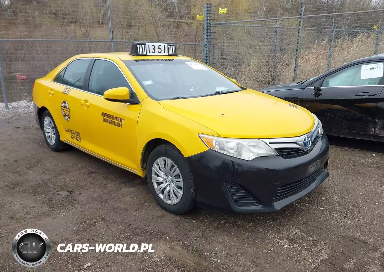 2013 Toyota Camry Hybrid Le