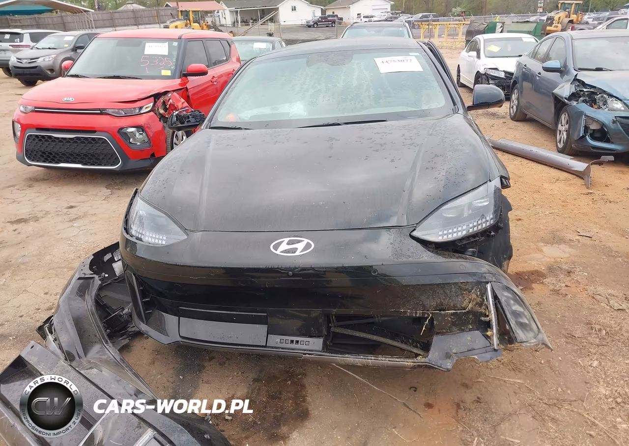 2025 Hyundai Ioniq 6 Limited VIN:KMHM54AA6SA082875 - 11