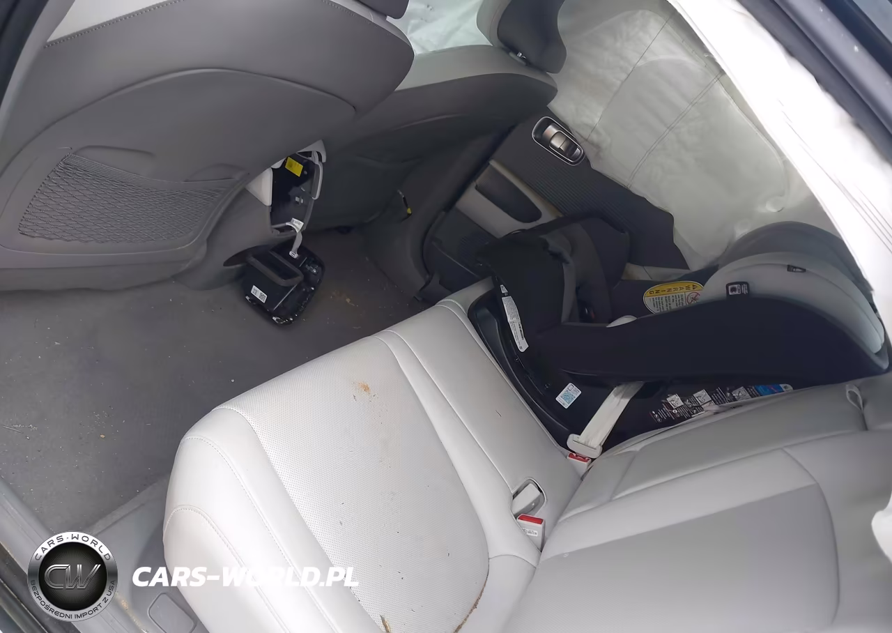 2025 Hyundai Ioniq 6 Limited VIN:KMHM54AA6SA082875 - 8