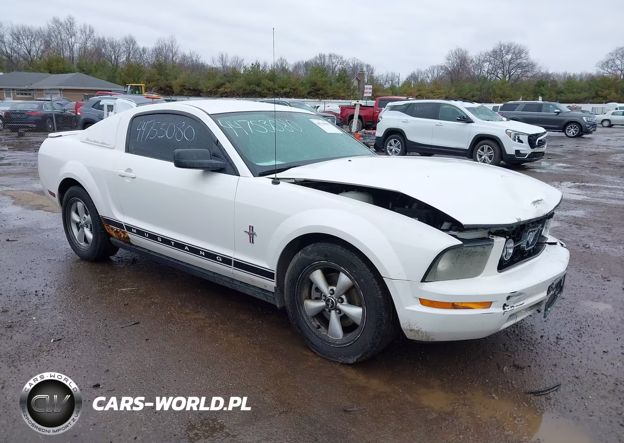 2007 Ford Mustang V6 Deluxe-V6 Premium