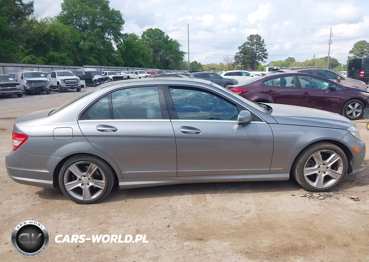 2011 Mercedes-Benz C 300 Luxury-Sport VIN:WDDGF5EB9BR140184 - 13