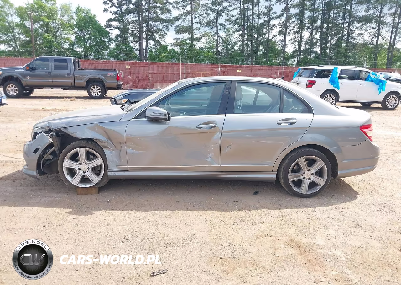2011 Mercedes-Benz C 300 Luxury-Sport VIN:WDDGF5EB9BR140184 - 14
