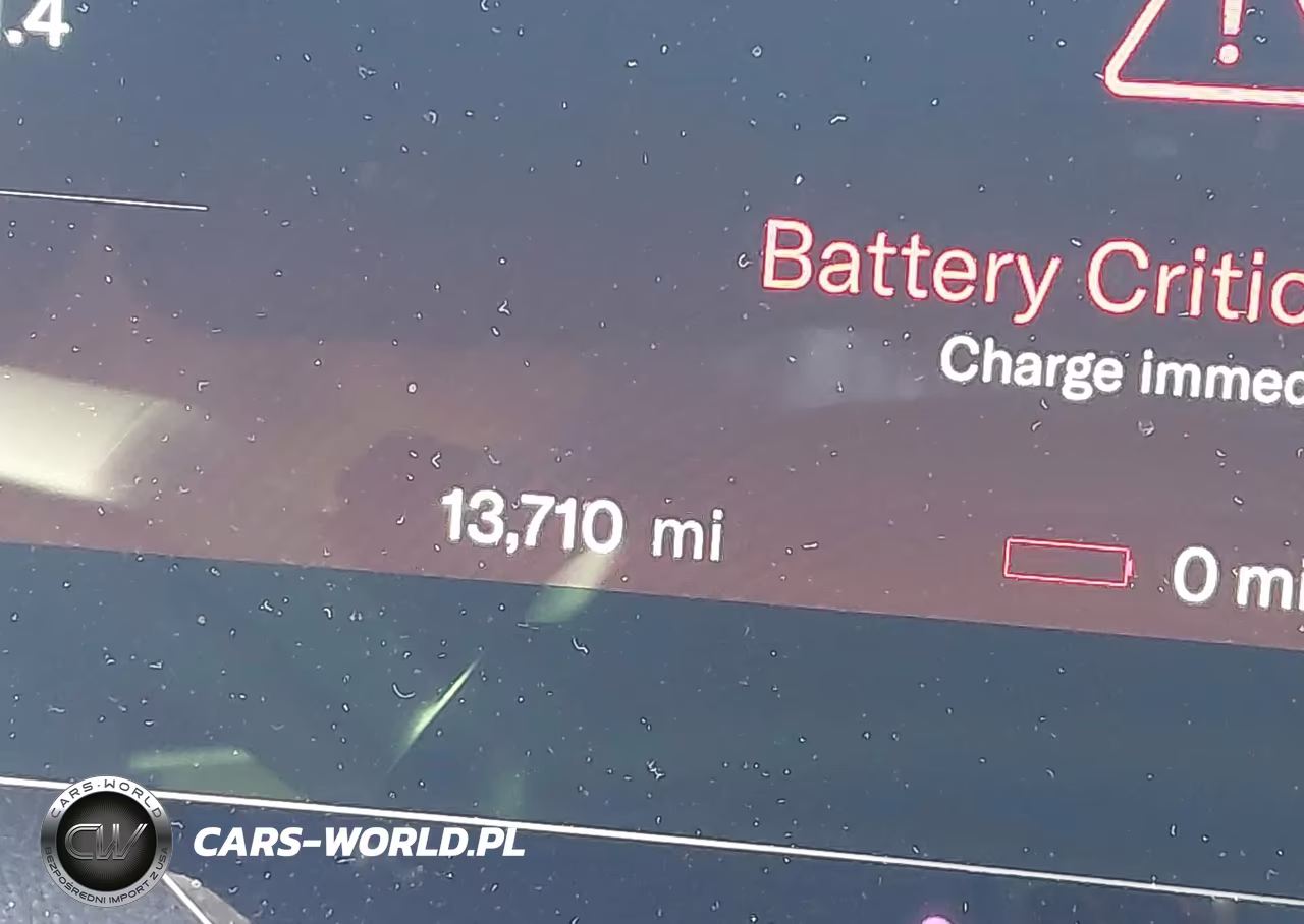 2025 Lucid Air Touring VIN:50EA1TEAXSA008166 - 16