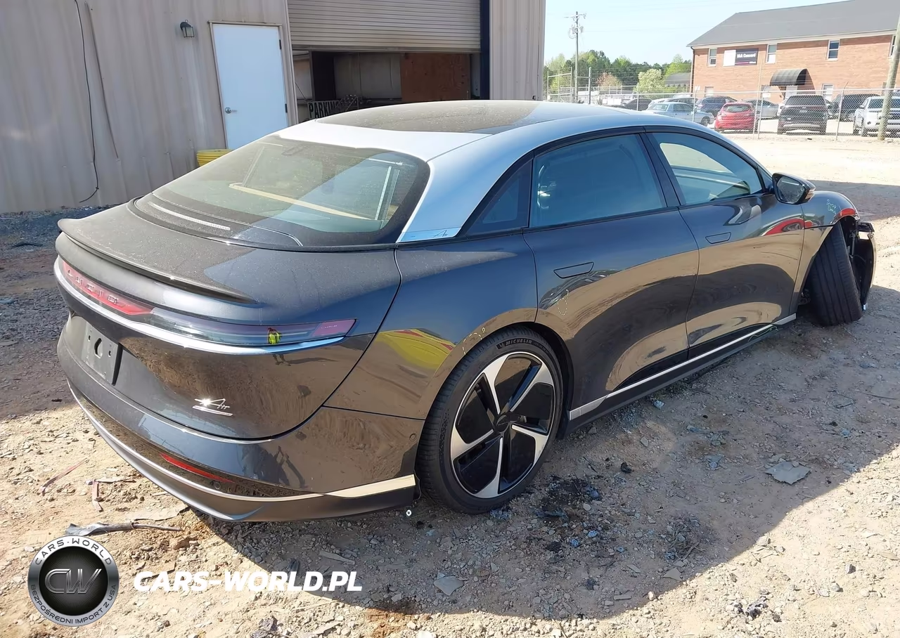 2025 Lucid Air Touring VIN:50EA1TEAXSA008166 - 4