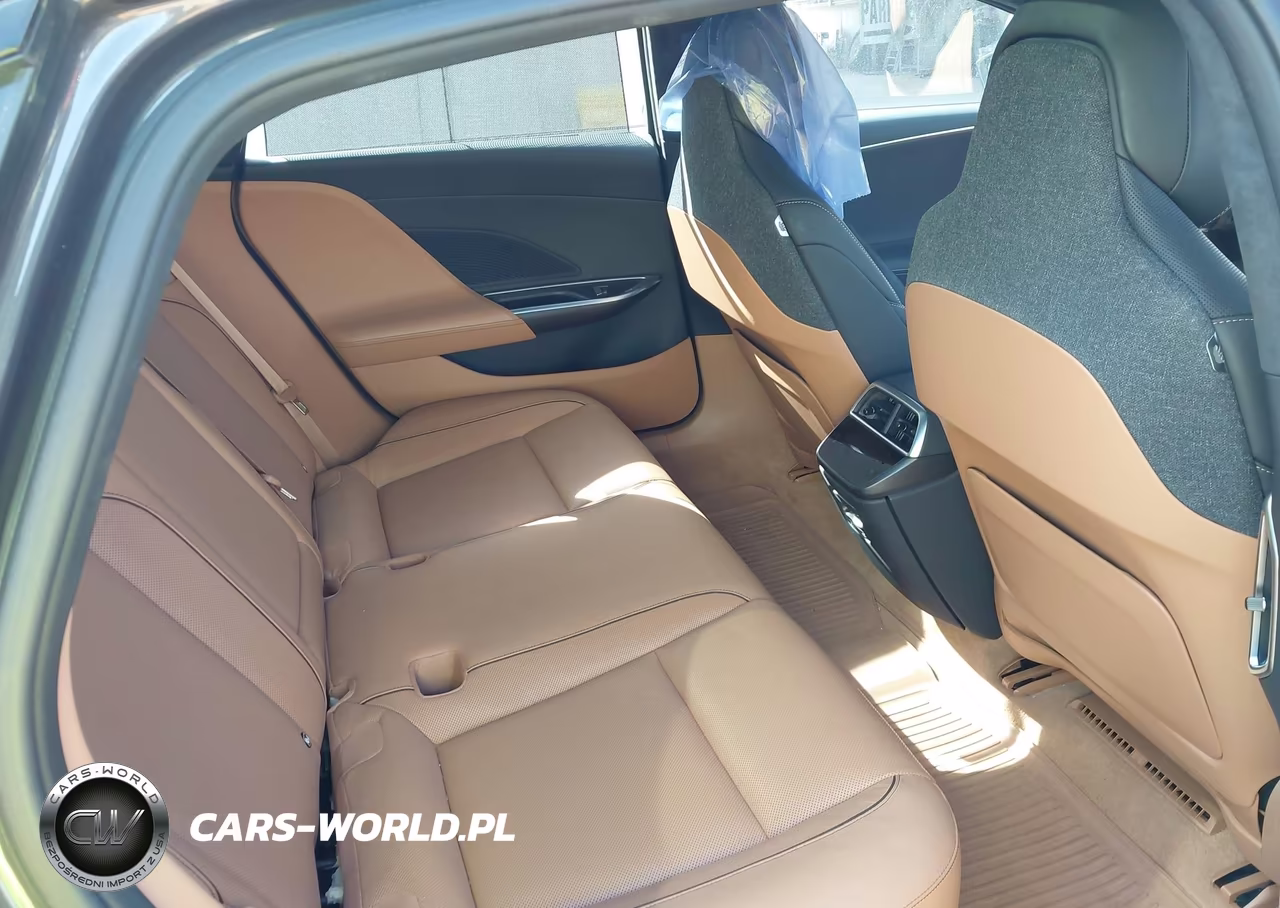2025 Lucid Air Touring VIN:50EA1TEAXSA008166 - 8
