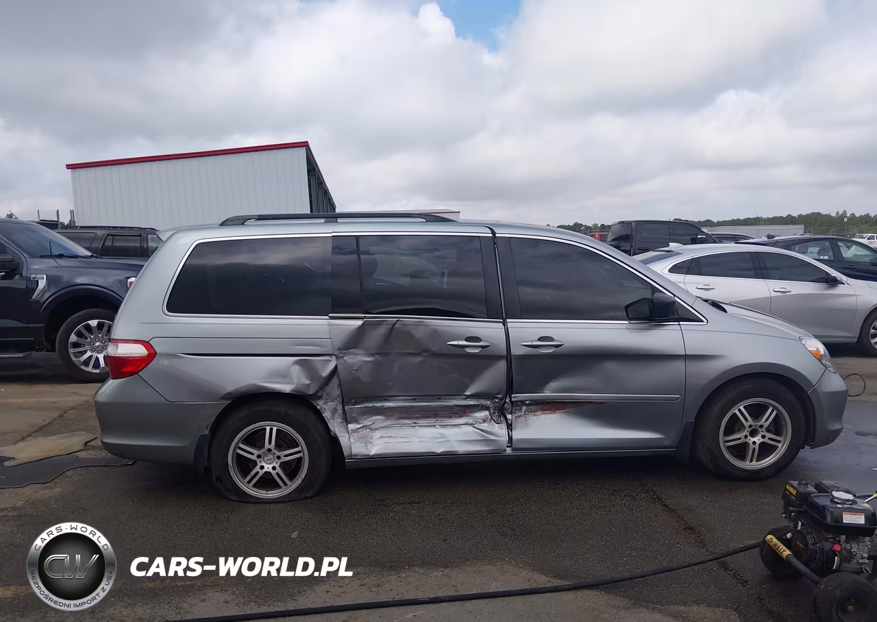 2006 Honda Odyssey Touring VIN:5FNRL38886B103171 - 13
