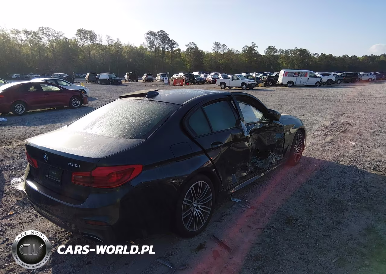 2019 BMW 530I VIN:WBAJA5C52KWW10436 - 4