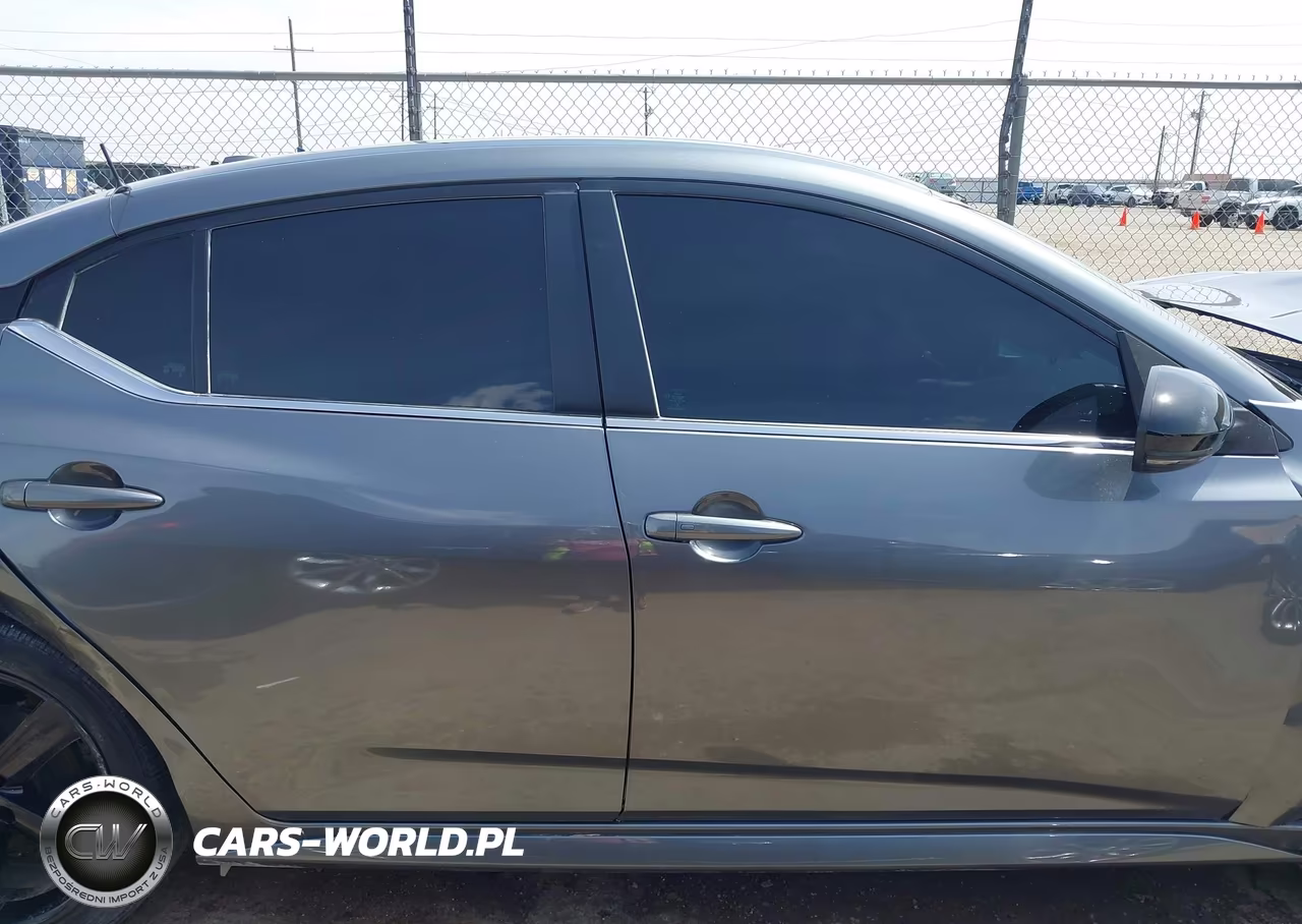 2025 Nissan Sentra Sr VIN:3N1AB8DV3SY206637 - 13