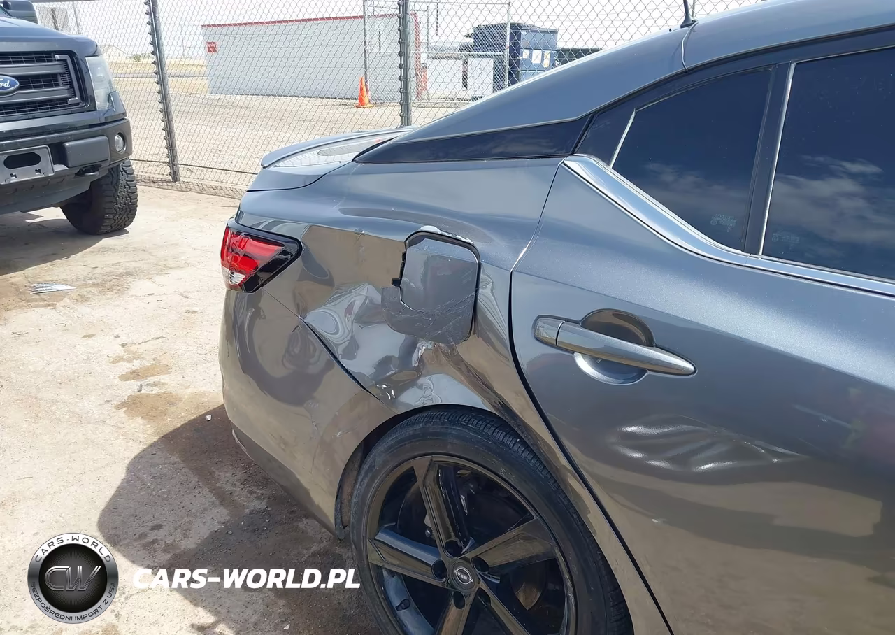 2025 Nissan Sentra Sr VIN:3N1AB8DV3SY206637 - 17
