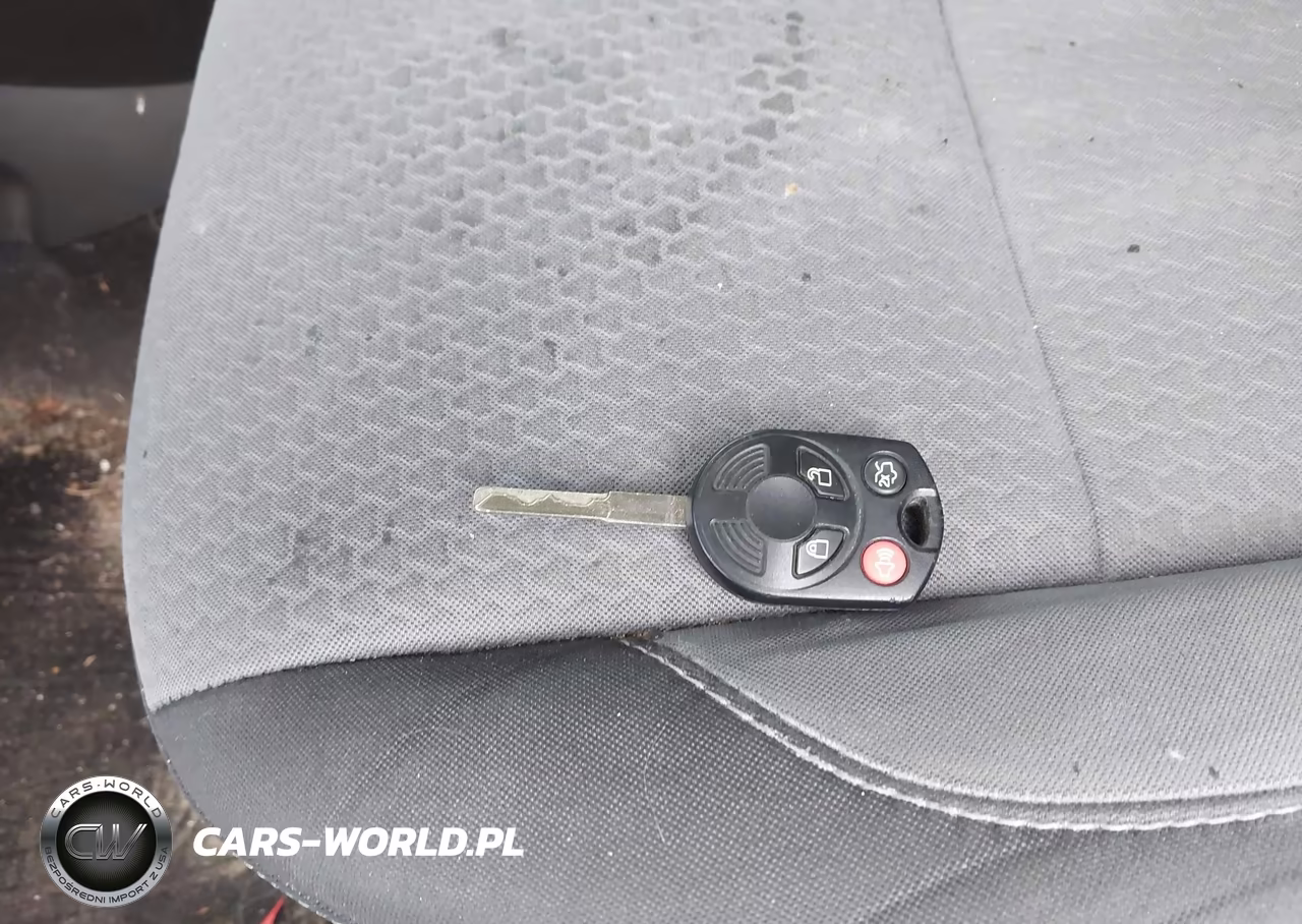 2017 Ford Escape Se VIN:1FMCU9G9XHUD74500 - 11