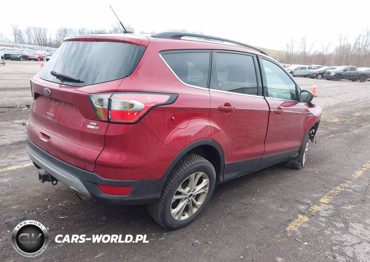 2017 Ford Escape Se VIN:1FMCU9G9XHUD74500 - 4