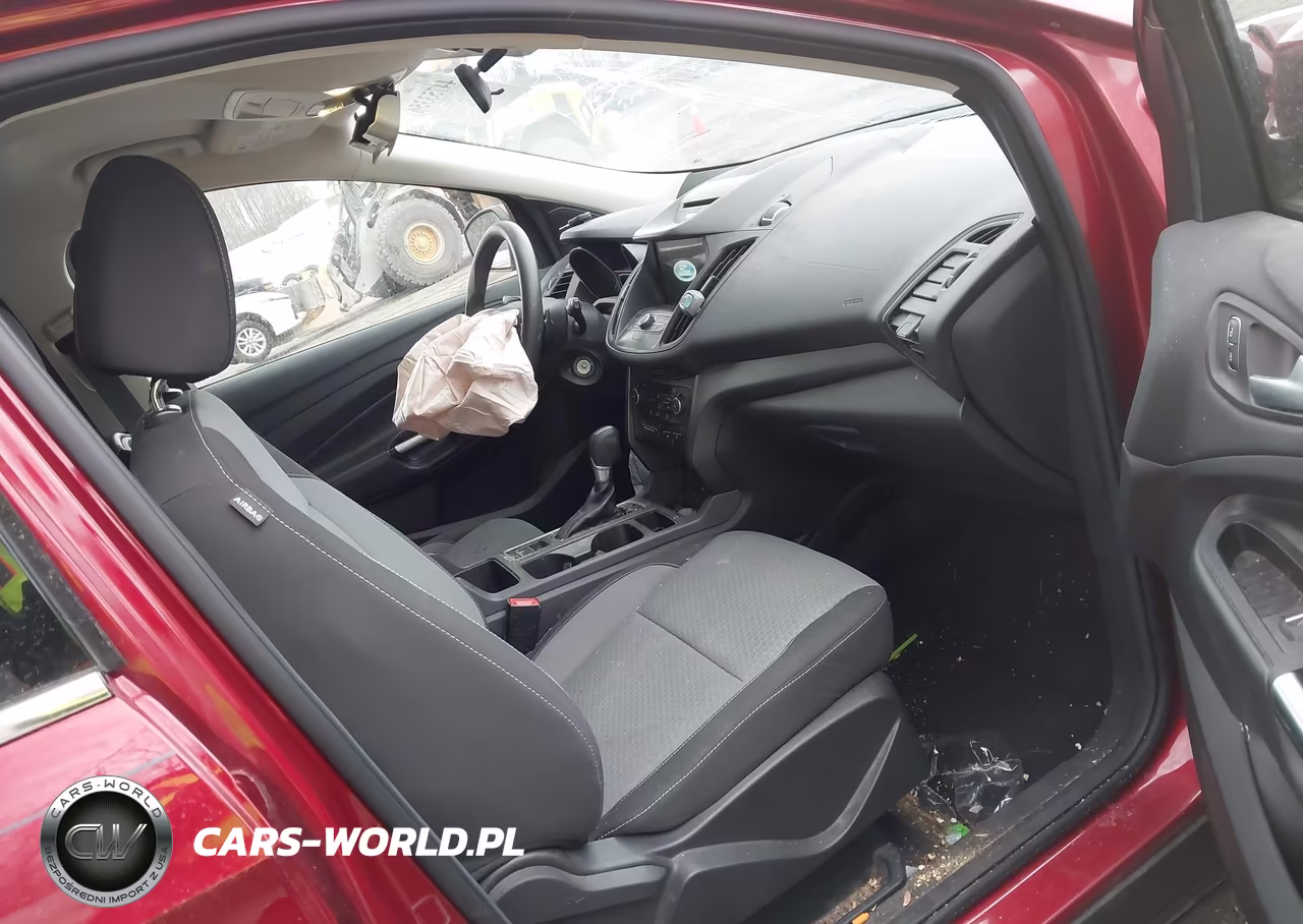 2017 Ford Escape Se VIN:1FMCU9G9XHUD74500 - 5