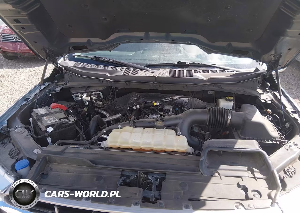 2023 Ford F-150 Lariat VIN:1FTEW1CP8PKE36158 - 10