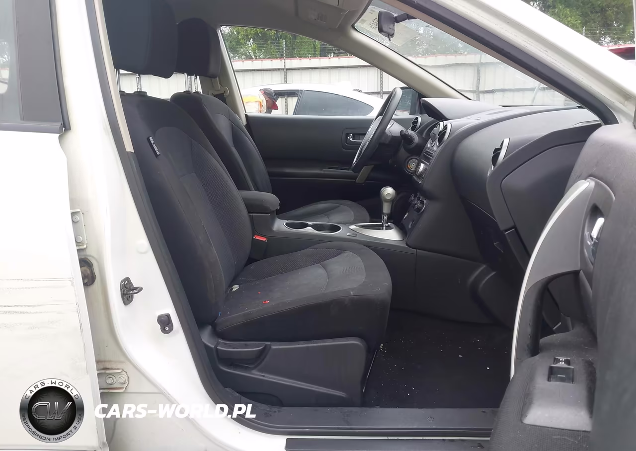 2012 Nissan Rogue S VIN:JN8AS5MVXCW387146 - 5