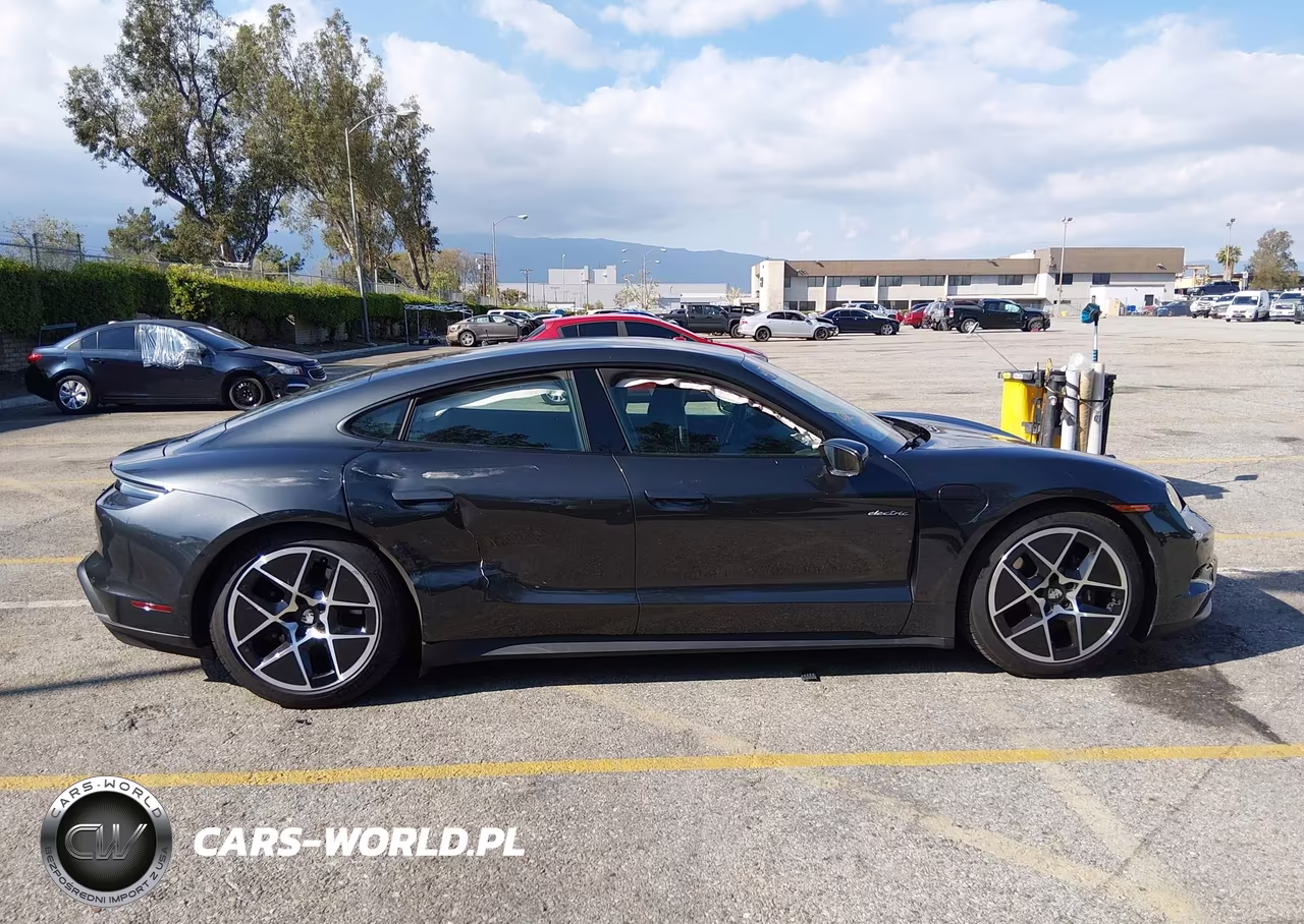 2025 Porsche Taycan 4 VIN:WP0AA2Y16SSA12271 - 12