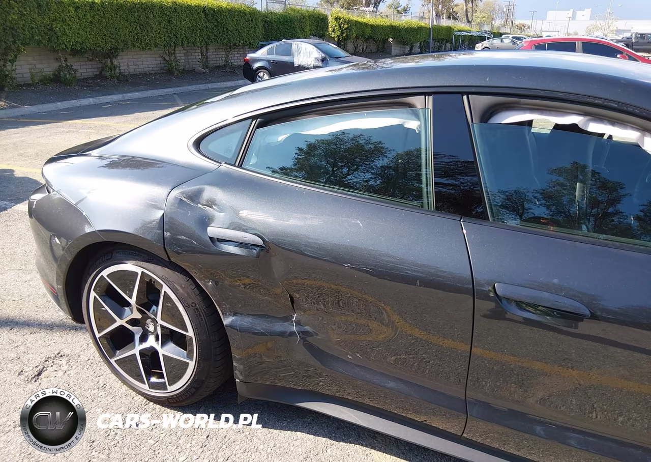 2025 Porsche Taycan 4 VIN:WP0AA2Y16SSA12271 - 19