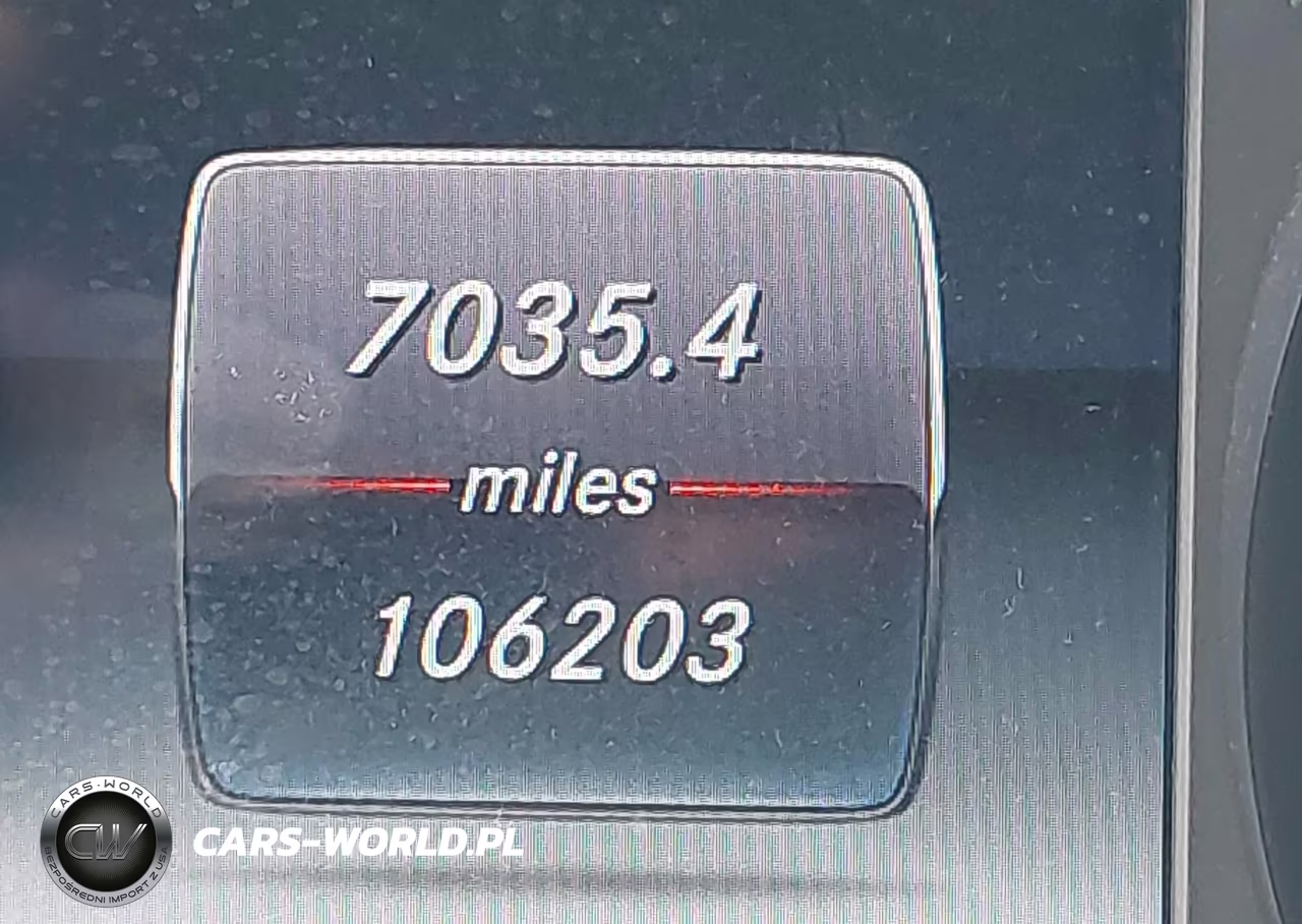 2017 Mercedes-Benz C 300 4Matic VIN:55SWF4KB6HU226120 - 15