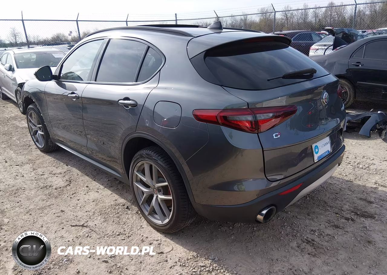 2018 Alfa Romeo Stelvio Sport Awd VIN:ZASFAKPN5J7B85912 - 3