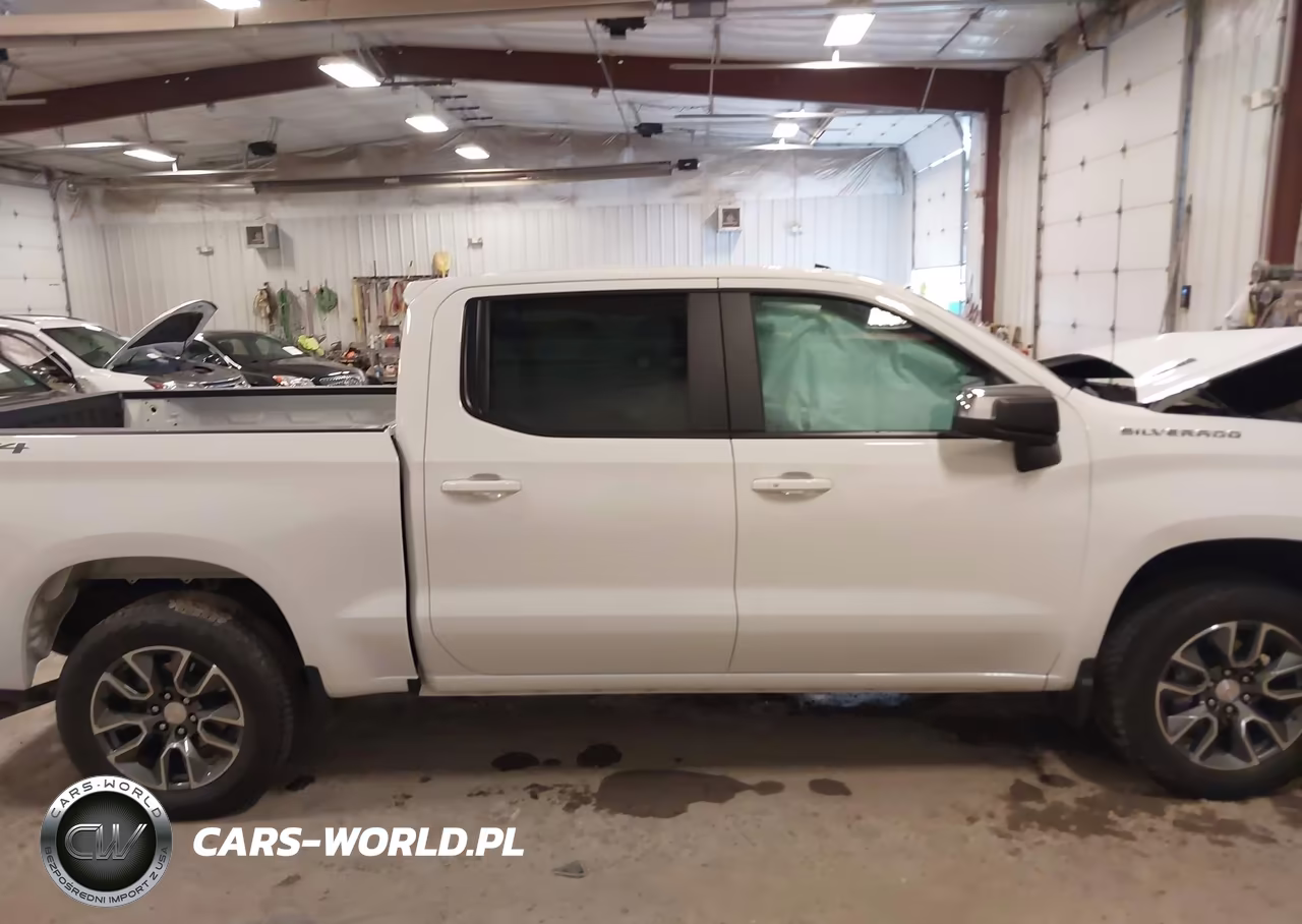 2025 Chevrolet Silverado 1500 4Wd Short Bed Lt With 2Fl VIN:3GCPKKEK1SG118717 - 13