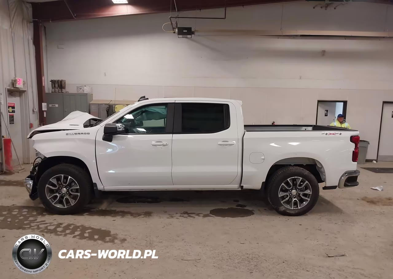 2025 Chevrolet Silverado 1500 4Wd Short Bed Lt With 2Fl VIN:3GCPKKEK1SG118717 - 14