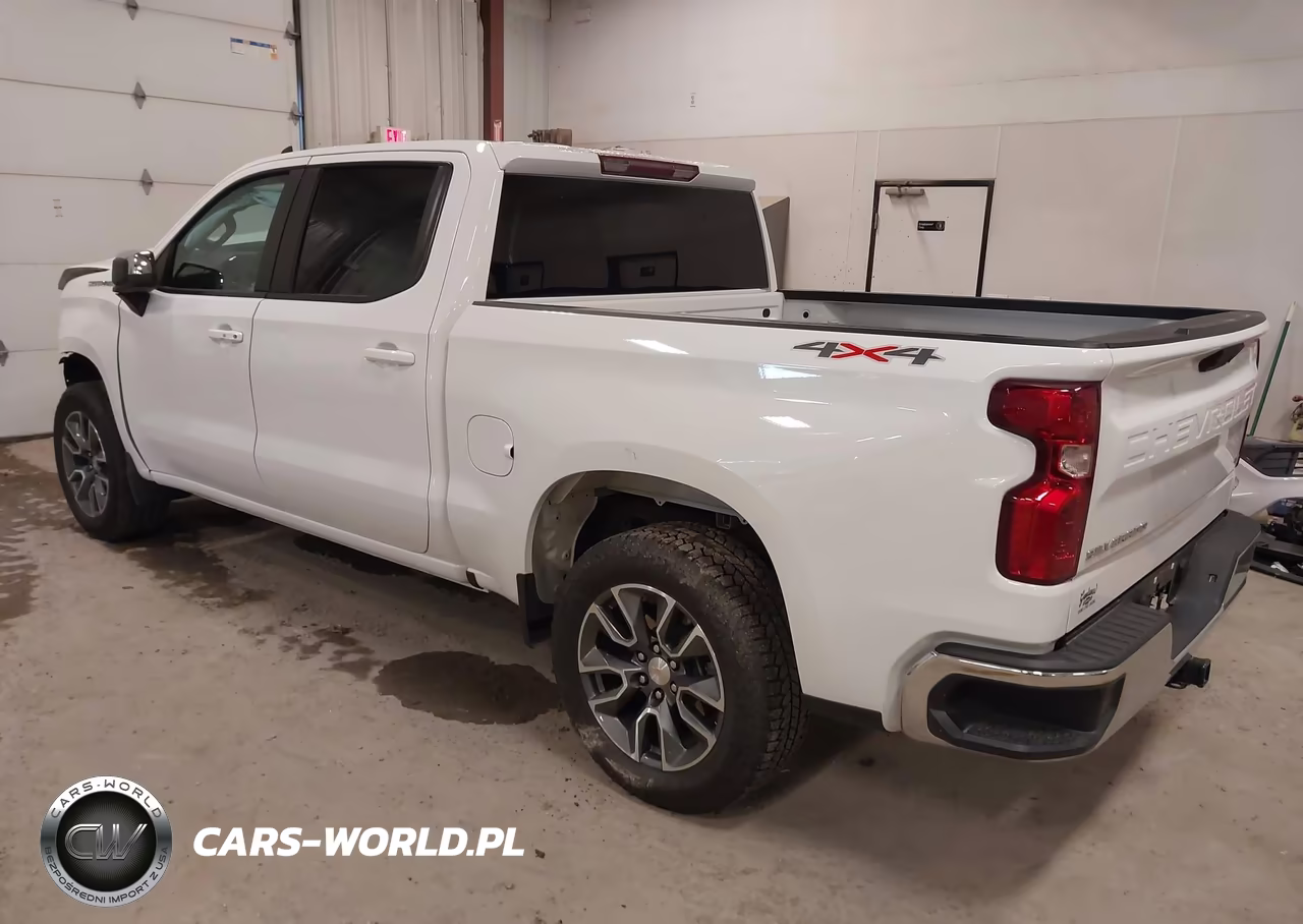 2025 Chevrolet Silverado 1500 4Wd Short Bed Lt With 2Fl VIN:3GCPKKEK1SG118717 - 3