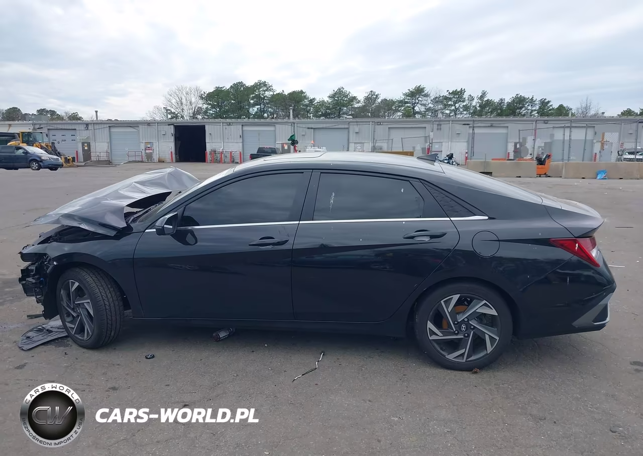 2024 Hyundai Elantra Limited VIN:KMHLP4DGXRU739675 - 15