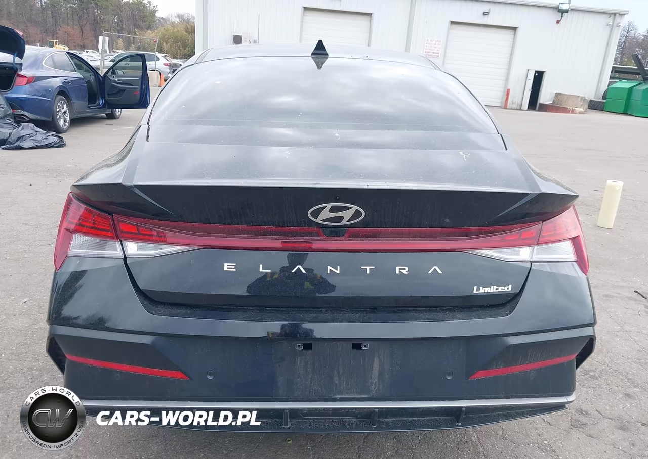 2024 Hyundai Elantra Limited VIN:KMHLP4DGXRU739675 - 17